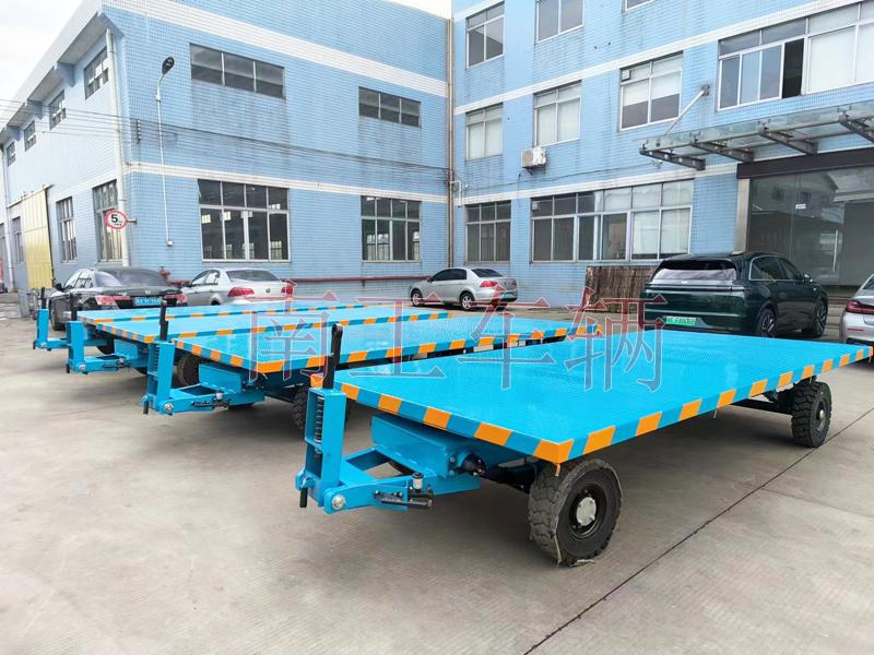 6吨乐玩在线手机版(大中国区)蓝色 带减震带刹车工具拖车