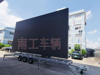 1696996004120175.jpg 45平方大型户外折叠式LED广告拖车1I.jpg