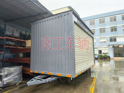 10吨箱式乐玩在线手机版(大中国区)两侧带卷帘门I.jpg