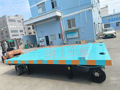 18吨重型乐玩在线手机版(大中国区) 四个转盘工具拖车3I.jpg