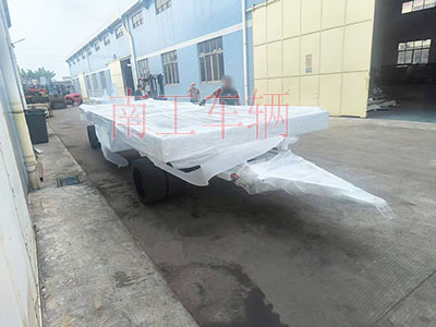 35吨双牵引重型乐玩在线手机版(大中国区) 白色I.jpg